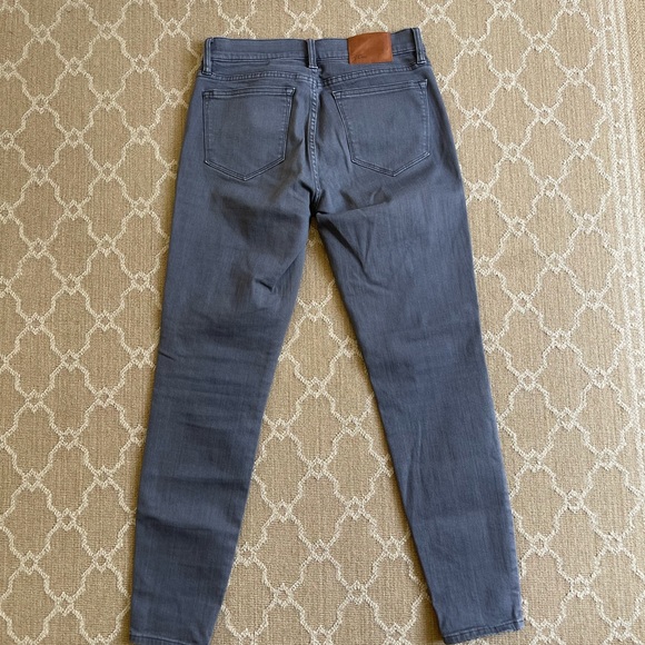 J Crew. Toothpick Jeans. Gray. - Picture 2 of 3